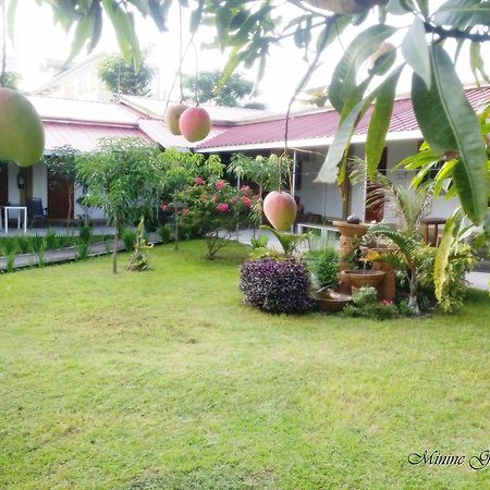 Minine Guesthouse Silang Exterior foto